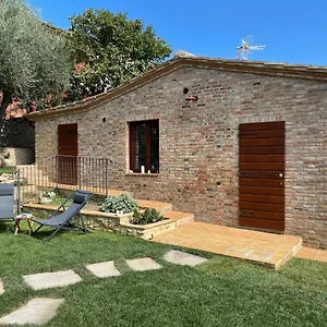 Oliveta Del Con Grande Giardino 500mt Dal Centro Ferienhaus Siena